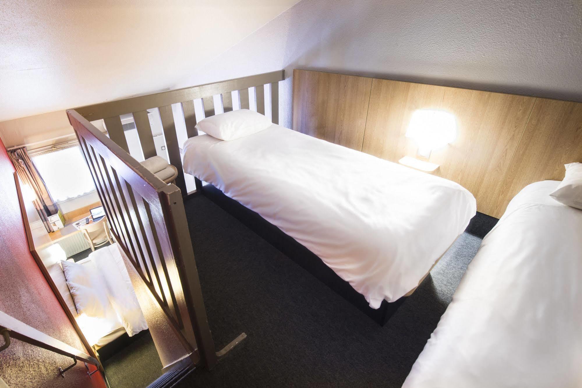 Hotel Kyriad Direct Poitiers - Gare Du Futuroscope